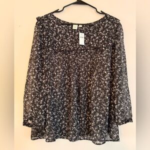 GAP Boho Top NWT